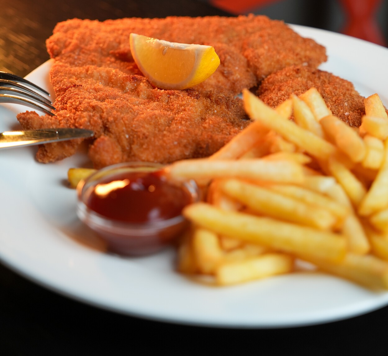 Mittwoch: Schnitzel-Special! / Wednesday: Schnitzel Special!